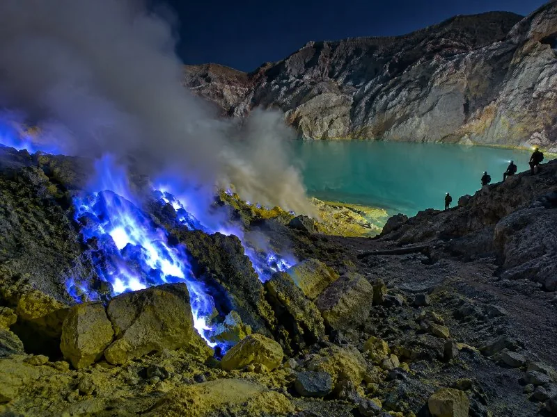 Ijen Blue Fire Tour ab Banyuwangi oder Ubud